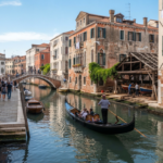 https://isnvenice.com/en